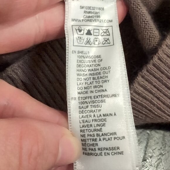 3/$20 Forever 21 Slouchy Pullover Sweater Scoop Neck Dropped Shoulder Viscose - Picture 9 of 9